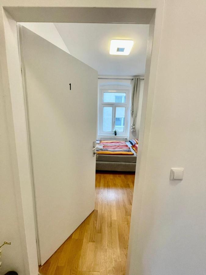 Ferienwohnung Deluxe Studio 3P Th Wien Exterior foto